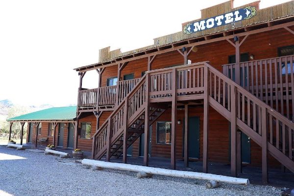 Yellowstone Valley Inn (Silver Gate)